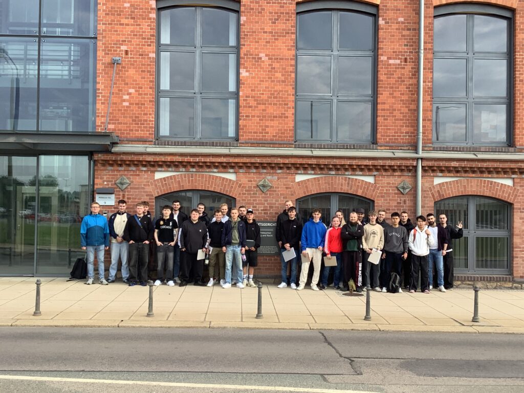 Besuch Amtsgericht Zwickau im Rahmen des Wirtschaftskundesunterrichts